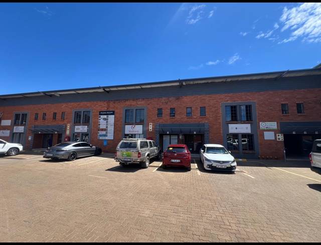 266M² WAREHOUSE TO LET IN HENNOPSPARK